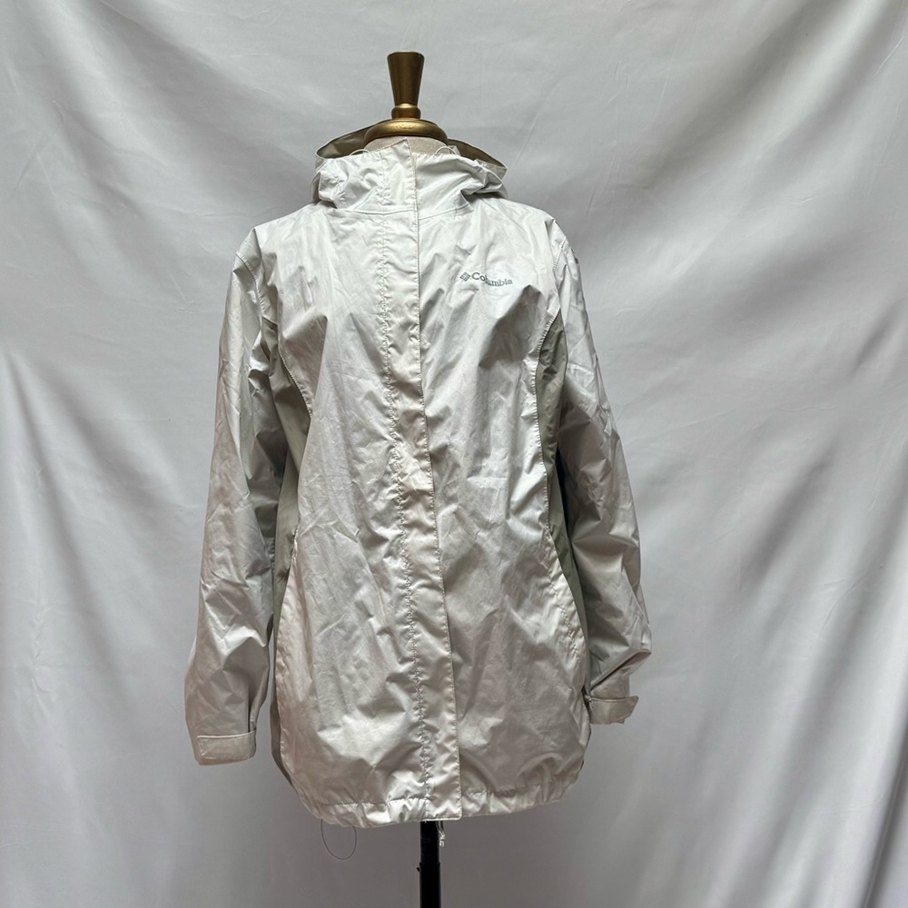 Columbia Women's Hooded Rain Jacket
